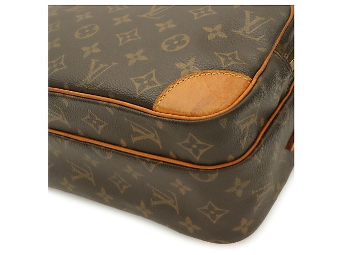 Bolso de hombro Louis Vuitton Monogram Nile Castaño - vista 4