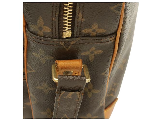 Bolso de hombro Louis Vuitton Monogram Nile Castaño - vista 6