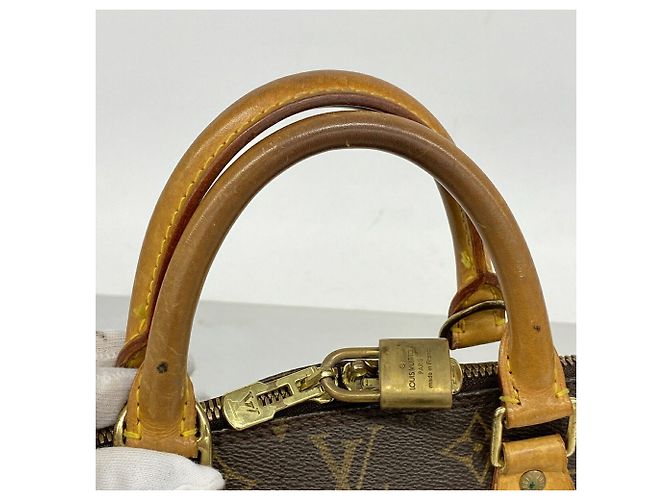 Bolso de mano Louis Vuitton Alma Monogram Castaño - vista 7