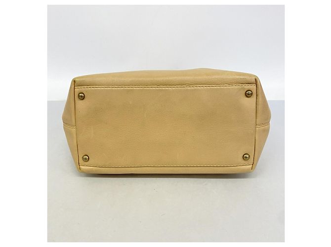 Bolso Tote Chanel de piel beige - vista 3