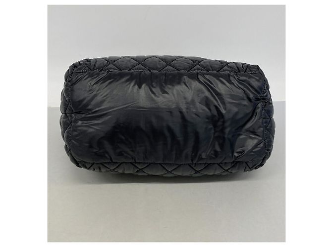 Sac cabas Chanel Coco Cocoon en nylon Noir - vue 3