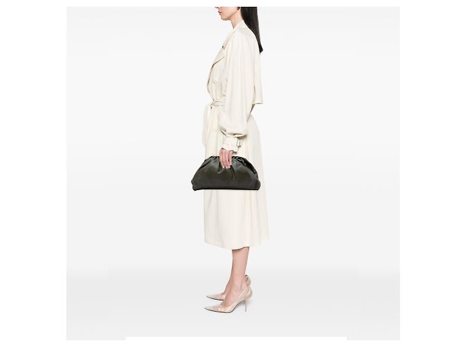 Bottega Veneta The Pouch in lambskin marrone Cachi - vista 5
