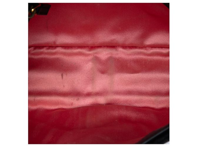 Borsa a tracolla Gucci GG Marmont Matelassé in velluto nero Medium - vista 4