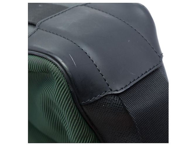 Louis Vuitton Black Taiga Viktor Negro - vista 6