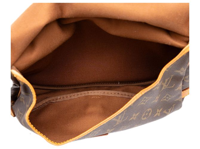 Louis Vuitton Brown Monogram Saumur 30 Castaño - vista 4