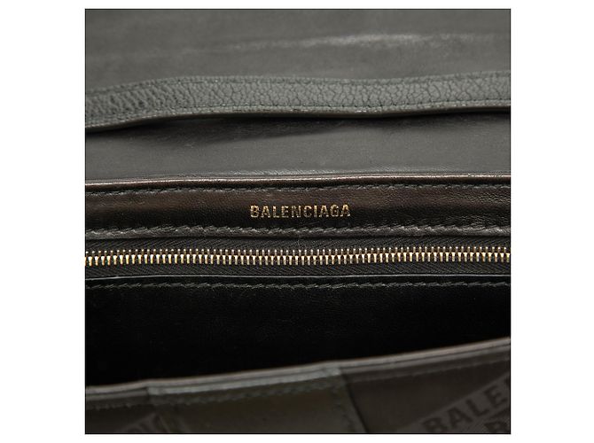 Carteira de Alça Balenciaga Black Nylon BB Monogram Shift Preto - vista 5