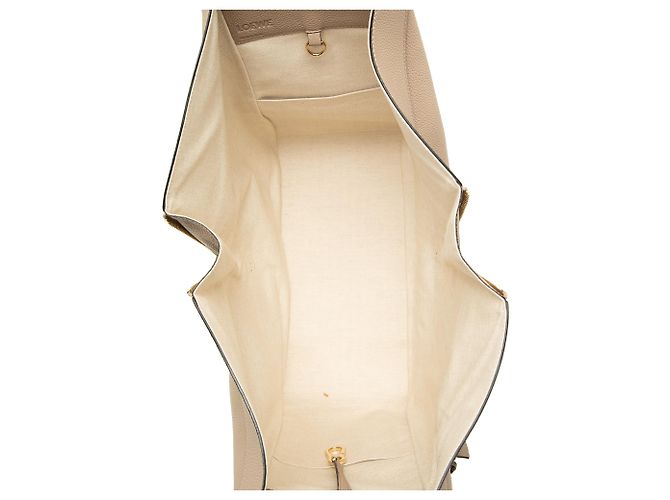 LOEWE Hammock Satchel aus körnigem Kalbsleder Beige Medium - Ansicht 4
