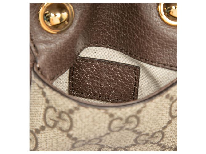 Tarjetero con correa Gucci Beige GG Supreme Blondie - vista 5