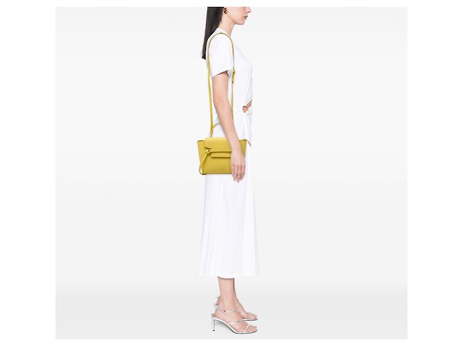 Belt Bag Céline Celine Bolsa de Cintura Nano em Pele de Bezerro Grão Amarela Amarelo - vista 6