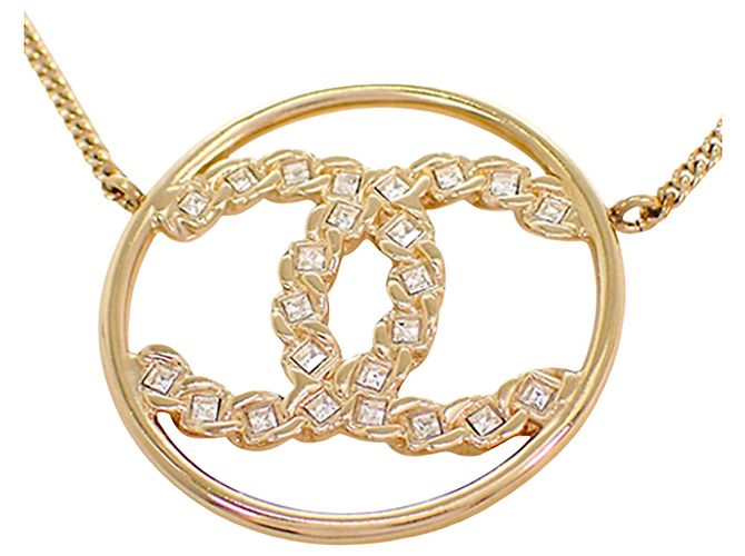 Collana Chanel Gold CC Placcata Oro con Pendente Rotondo Strass D'oro - vista 4