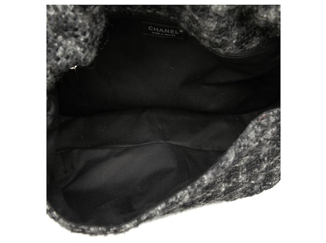 Chanel Black CC Tweed Top Handle Flap Noir - vue 4