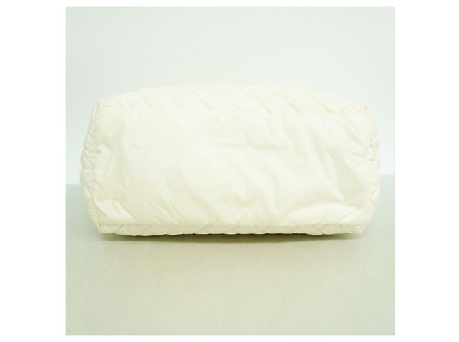 Saco Tote Chanel Coco Cocoon em nylon Branco - vista 3