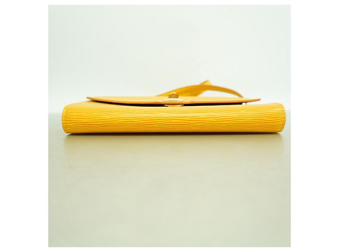 Bolso de hombro Louis Vuitton Epi Arche Amarillo - vista 3