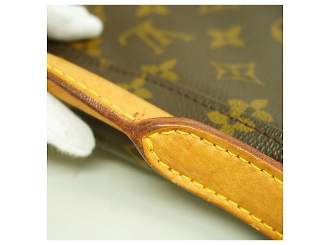 Sac à épaule Louis Vuitton Monogram Looping GM Marron - vue 9