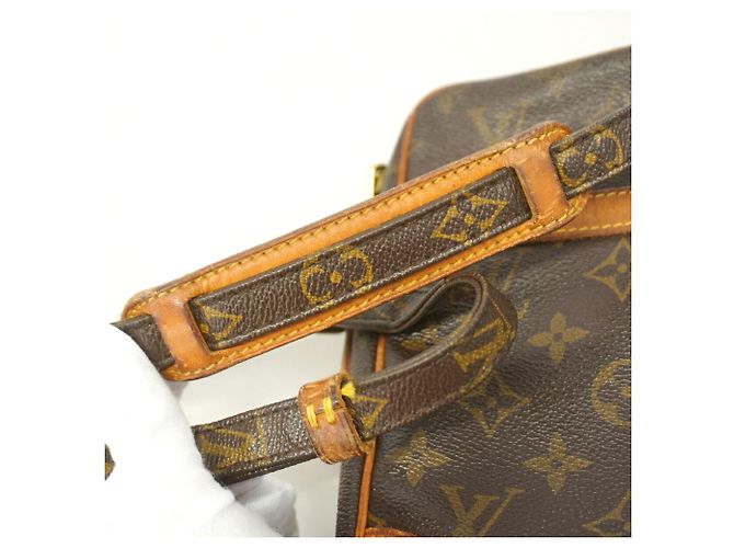Bolso de hombro Louis Vuitton Monogram Danube Castaño - vista 10