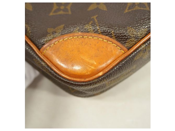 Bolso de hombro Louis Vuitton Monogram Danube Castaño - vista 7