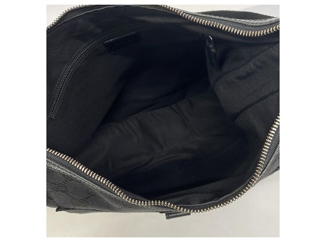 Bolsa de Ombro Gucci GG Canvas Preto - vista 4