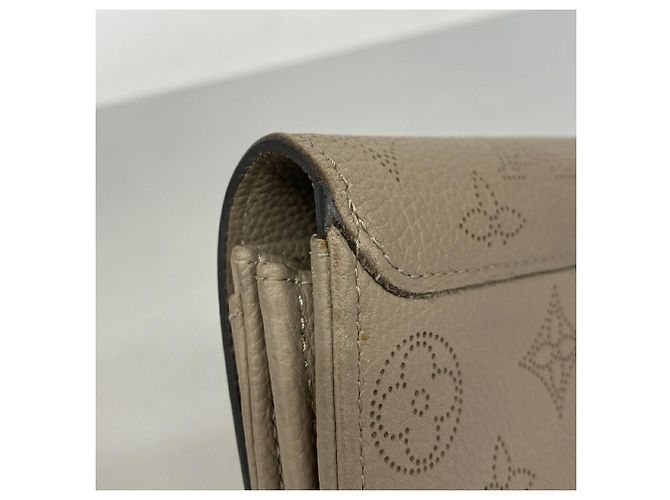Louis Vuitton Mahina Portefeuille Iris Long Wallet - vue 6