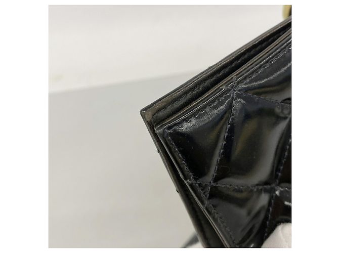 Chanel Shopper-Bag aus schwarzem Lackleder - Ansicht 7