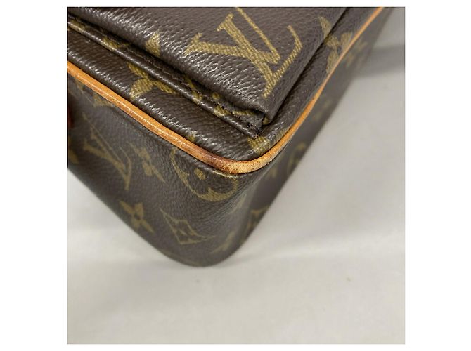 Bolsa de Ombro Louis Vuitton Monogram Vivacite MM Marrom - vista 7