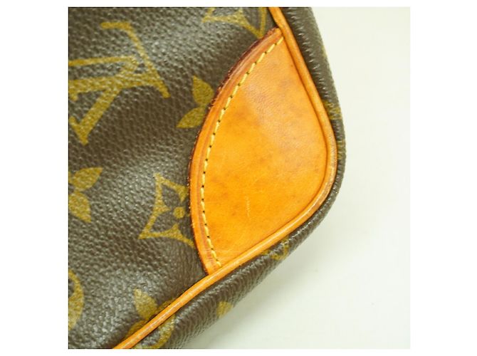 Sac Pochette Louis Vuitton Monogram Compiegne 28 Marron - vue 9
