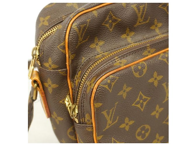 Bolso de hombro Louis Vuitton Monogram Nile Castaño - vista 8