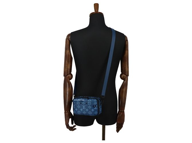 Louis Vuitton Monogram Tone Nano Alpha Schultertasche Blau - Ansicht 10