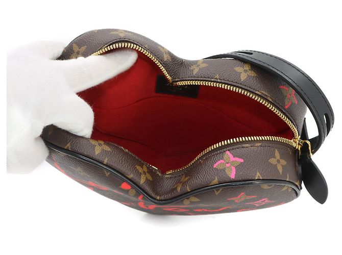 Louis Vuitton Monogram Sac Coeur Falling in Love Heart Shoulder Handbag Monogramma - vista 7