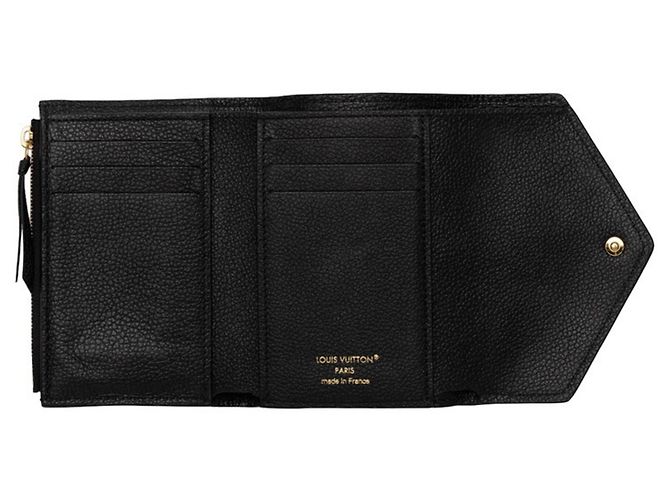 Louis Vuitton Monogram Empreinte Portefeuille Victorine Tri-fold Wallet Preto - vista 6
