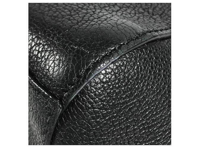 Bolsa de Mão 2-Way Louis Vuitton Monogram Empreinte Montaigne BB Preto - vista 14