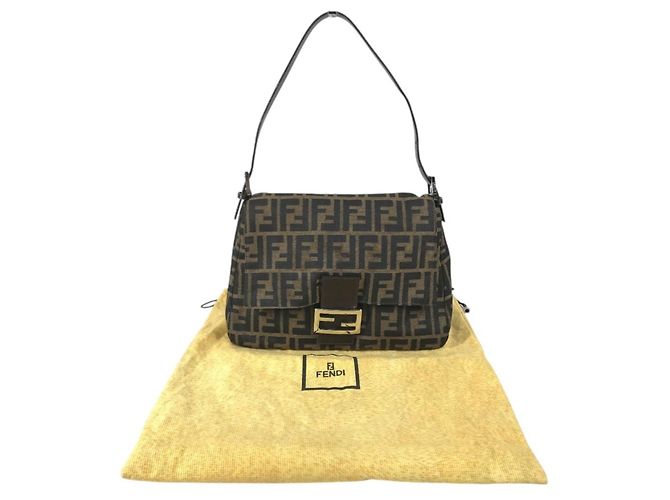 Borsa Tote Fendi Mamma Bucket Zucca Logo Marrone - vista 14