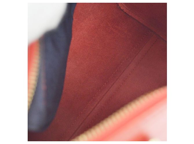 Louis Vuitton Speedy Epi Leather 25 Roja - vista 3