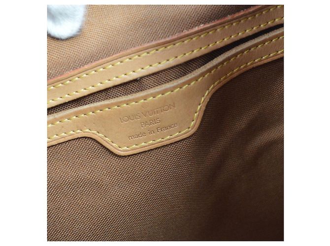 Louis Vuitton Vintage Montsouris Monogram Canvas GM Marron - vue 4