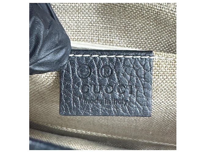 Gucci Interlocking Leather Small Black - view 6