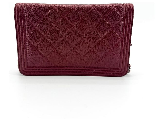 Chanel Boy Wallet on Short Chain in pelle di agnello matelassé Bordò - vista 2