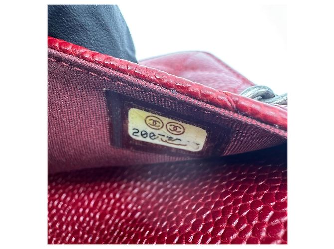 Chanel Boy Wallet on Short Chain in pelle di agnello matelassé Bordò - vista 7