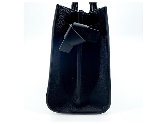Louis Vuitton Very Monogram Leather MM Noir - vue 4