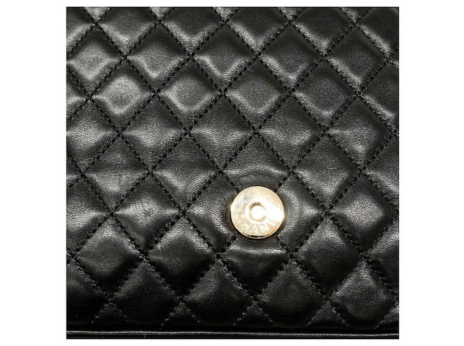 Bolsa de Ombro com Corrente Chanel Matelassé Preto - vista 10