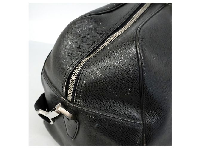 Bolsa Boston Louis Vuitton Taiga Kendall PM Cinza - vista 11