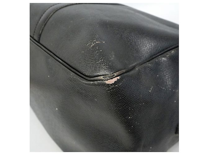 Bolsa Boston Louis Vuitton Taiga Kendall PM Cinza - vista 7