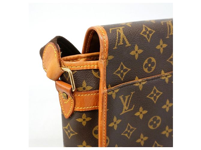 Bolsa de Ombro Louis Vuitton Monogram Gibeciere GM Marrom - vista 11