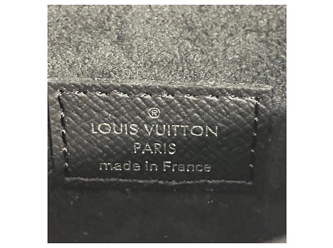 Borsa a pochette Louis Vuitton Monogram Galaxy Alpha TR Marrone - vista 16