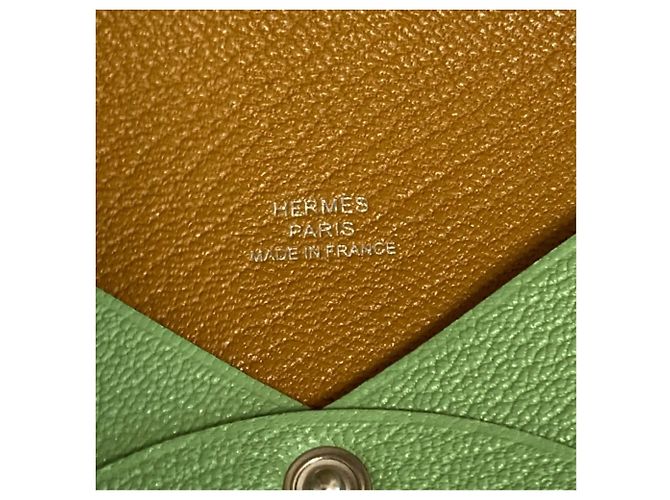 Hermès Hermes Calvi Verso Chevre Mysore Card Case Green - view 9