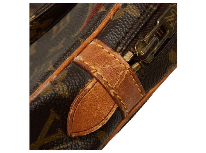 Louis Vuitton Monogram Pochette Marly Bandoulière Castaño - vista 10