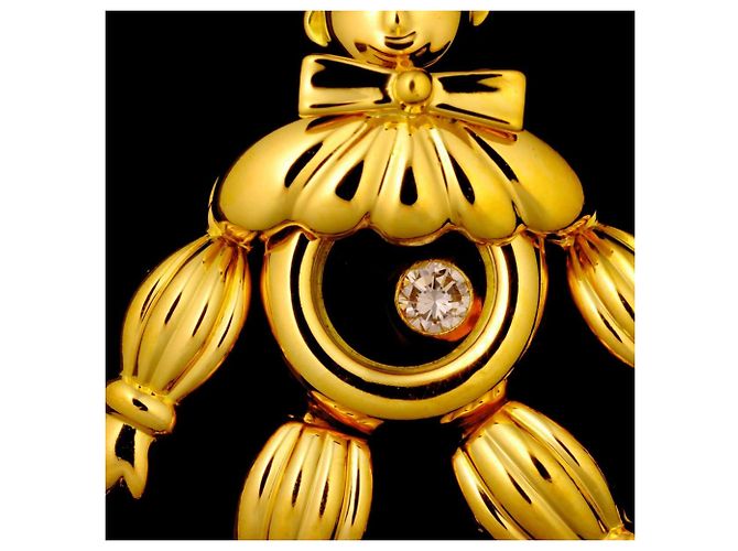 Broche Chopard Happy Diamonds Crown Pin en oro amarillo de 18K - vista 8