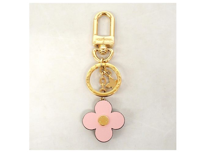 Chaveiro Charm Louis Vuitton Blooming Flower BB Marrom Rosa - vista 8