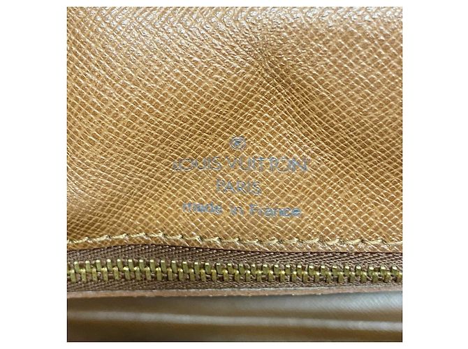 Bolso de hombro Louis Vuitton Monogram Boulogne 35 Castaño - vista 5