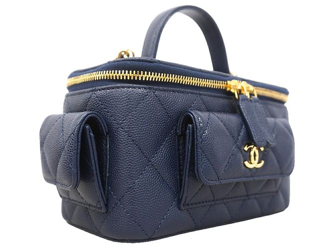 Bolsa de Ombro com Corrente Chanel Matelassé Azul - vista 2