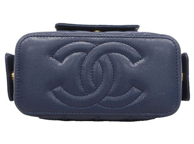 Bolsa de Ombro com Corrente Chanel Matelassé Azul - vista 3