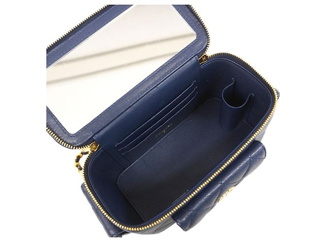 Bolsa de Ombro com Corrente Chanel Matelassé Azul - vista 4